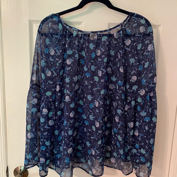 Canyon River Blues Flower Flowy Blouse - Picture 2 of 5